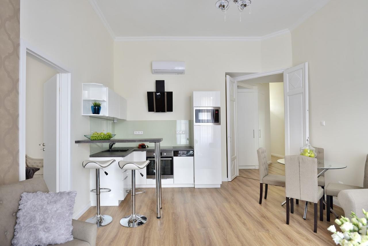 Julia Superior Apartment In The City Center. Budapest Esterno foto